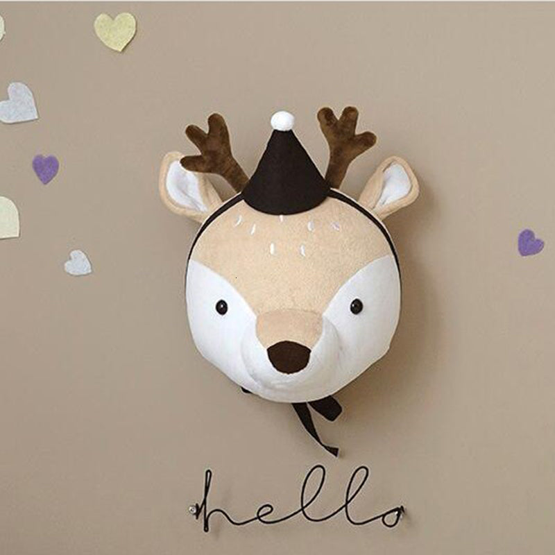 Tête d’animal murale en peluche, faon